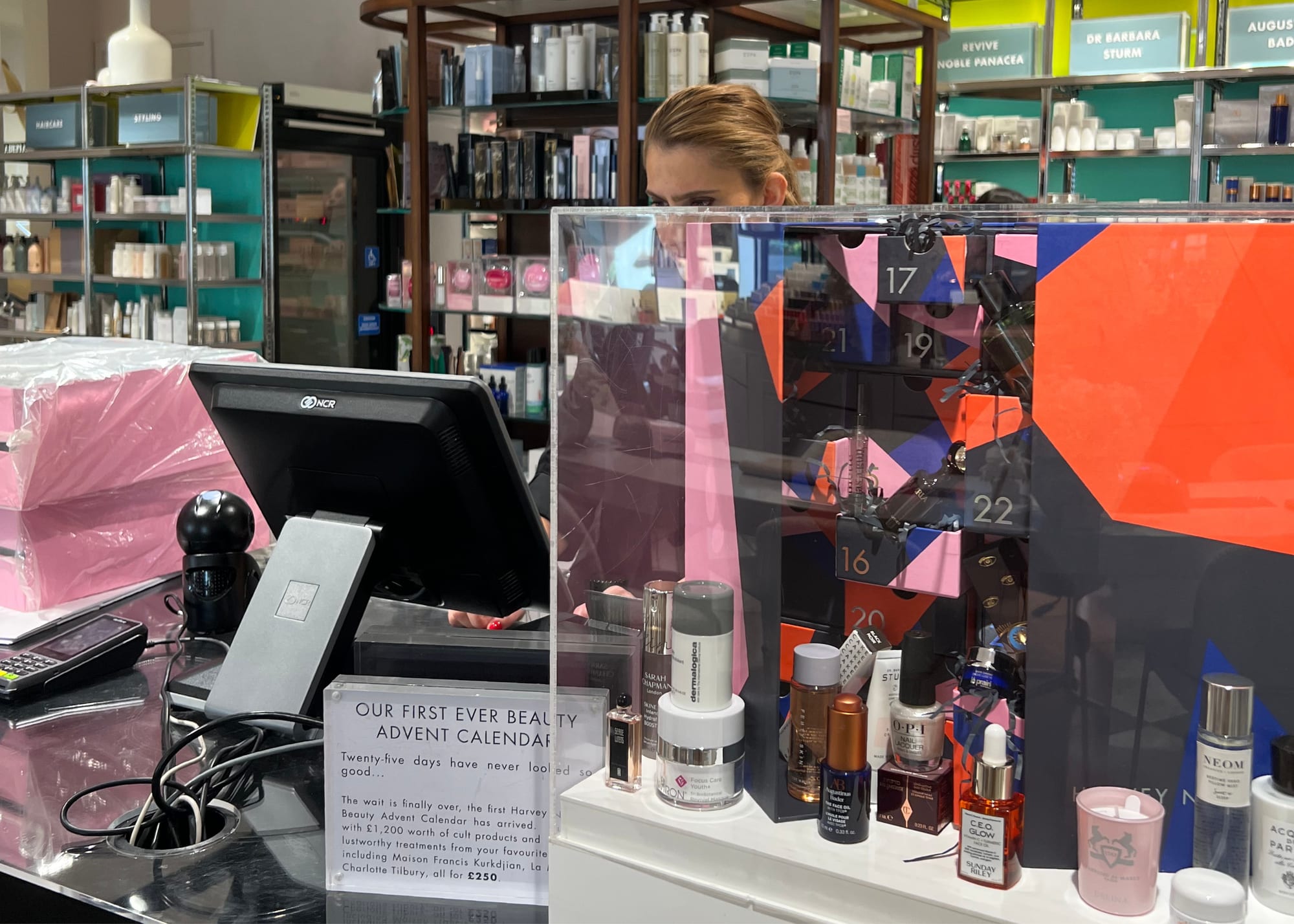 Harvey nichols beauty advent calendar christmas packaging